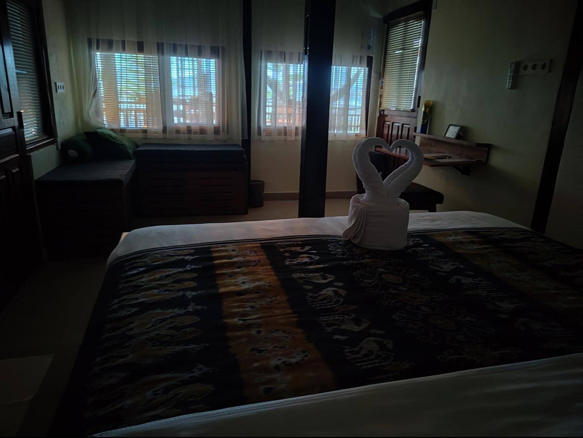 Cool Breeze Authentic Hotel Labuan Bajo Komodo Quarto foto
