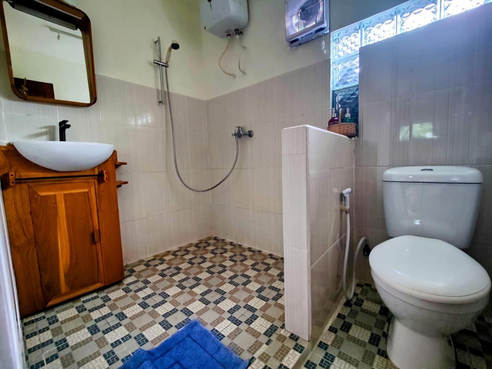 Cool Breeze Authentic Hotel Labuan Bajo Komodo Exterior foto